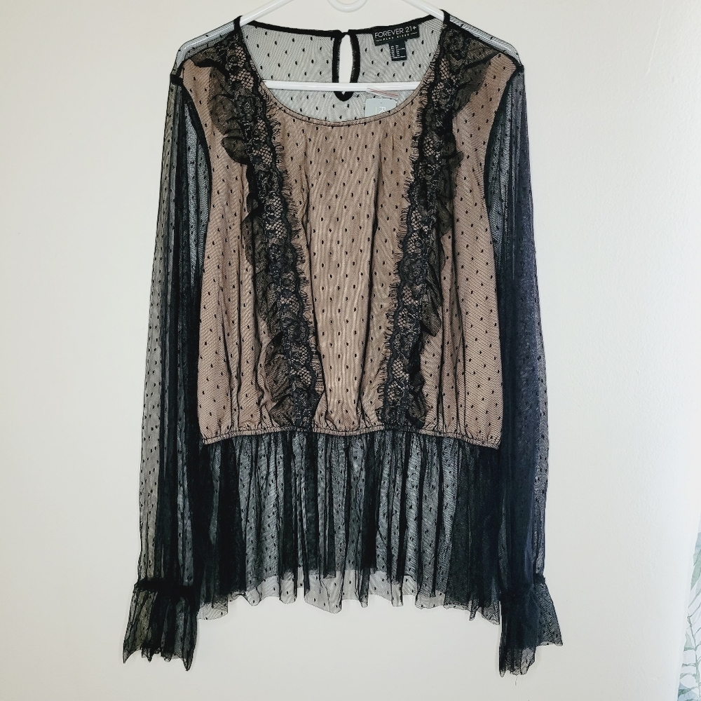 Forever 21 Top Womens Size Black Nude 3X Sheer Lace Dark Fantasy Vampy Wednesday
